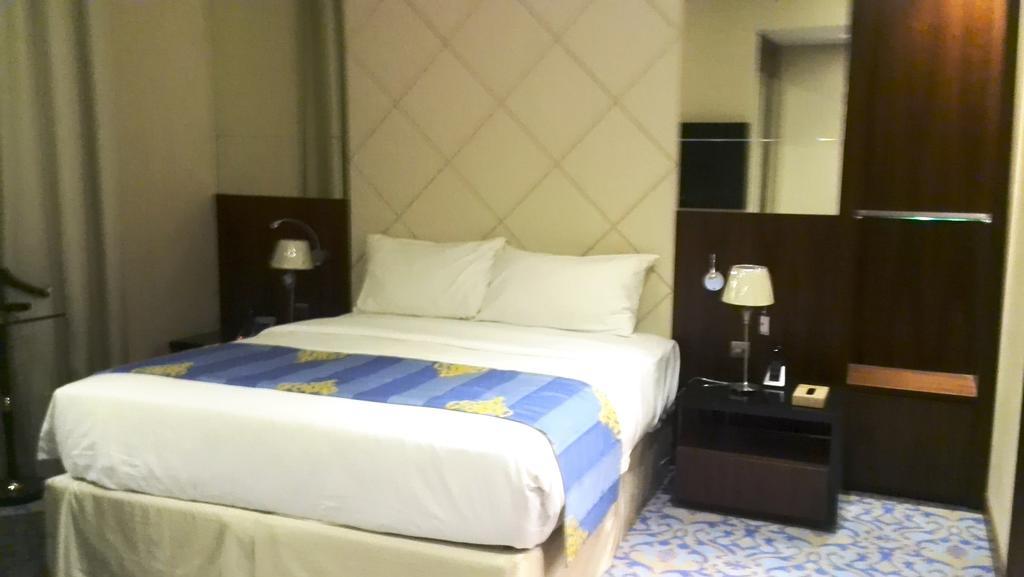 Raviz Center Point Hotel Dubai Exterior foto